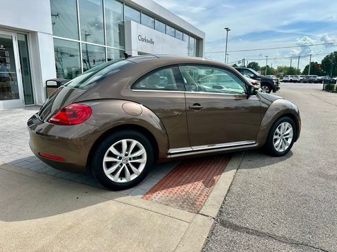 Used 2014 Volkswagen Beetle TDI FWD image 7