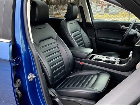 Certified 2024 Ford Edge SEL w/ Convenience Package image 7