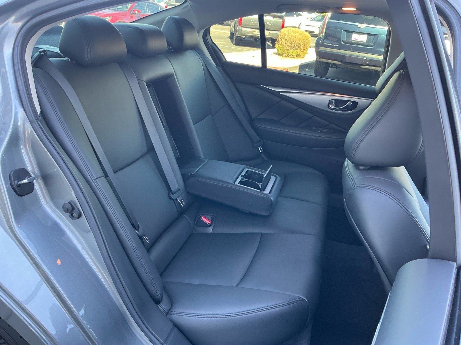 Used 2019 INFINITI Q50 Luxe w/ All Weather Package (L93) RWD image 17