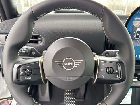 New 2026 MINI Cooper 4-Door Hardtop FWD image 30