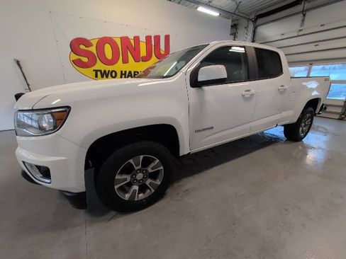 Used 2019 Chevrolet Colorado Z71 image 2