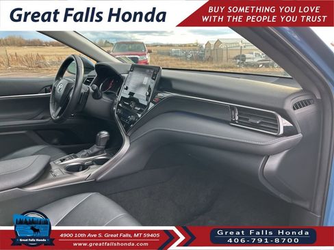 Used 2024 Toyota Camry XSE image 30