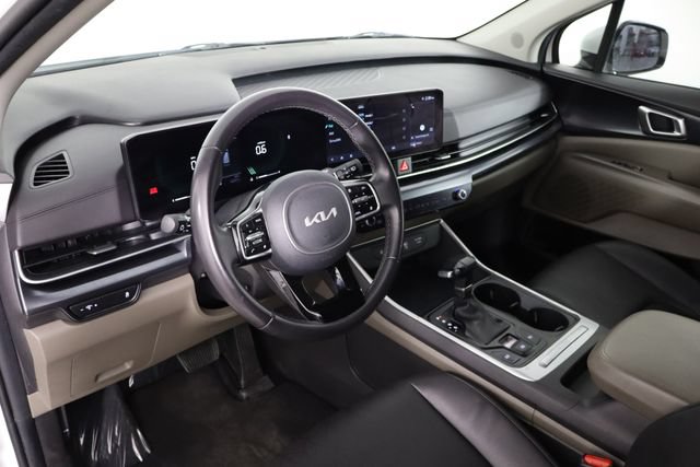 Certified 2025 Kia Carnival FWD image 27
