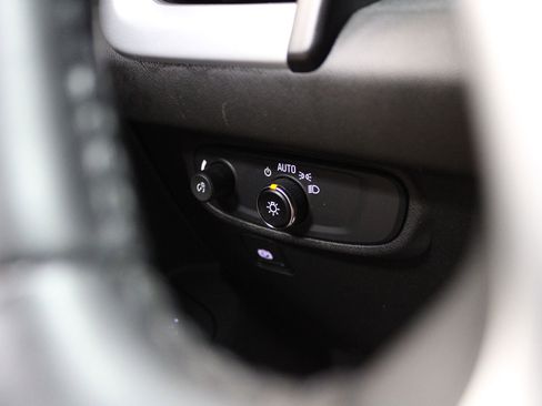 Used 2019 GMC Terrain SLE w/ Driver Convenience Package image 31