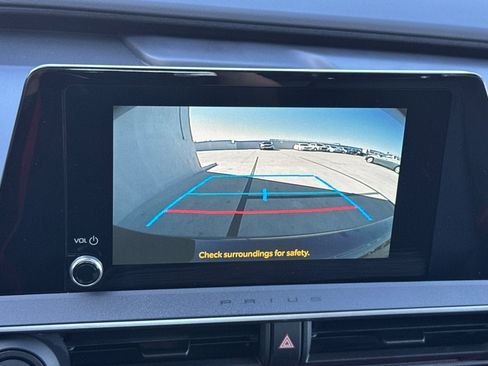 New 2026 Toyota Prius Plug-In Hybrid FWD image 44