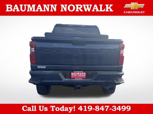 Used 2021 Chevrolet Silverado 2500 LT w/ Z71 Sport Edition AWD/4WD image 4