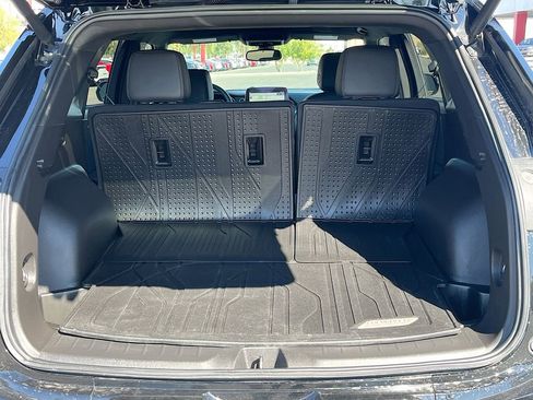 Used 2023 Chevrolet Blazer RS w/ Enhanced Convenience Package FWD image 27