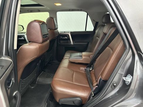 Used 2019 Toyota 4Runner Limited AWD/4WD image 22