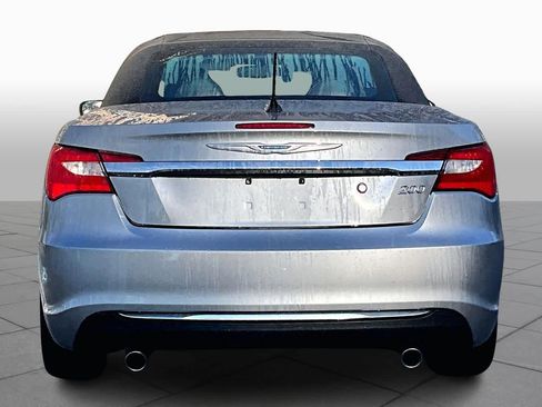 Used 2013 Chrysler 200 Limited image 5