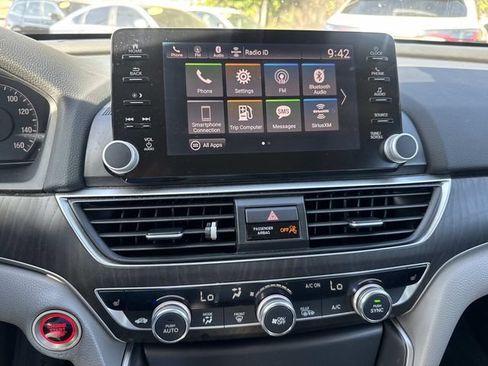 Certified 2018 Honda Accord EX-L image 25