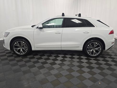 Certified 2025 Audi Q8 Premium Plus w/ Premium Plus Package image 3