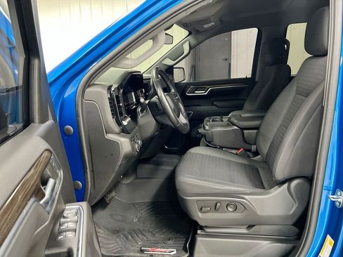Used 2022 Chevrolet Silverado 1500 RST AWD/4WD image 20