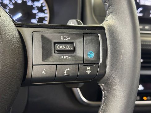 Used 2023 Nissan Rogue SV w/ SV Premium B Package AWD/4WD image 38