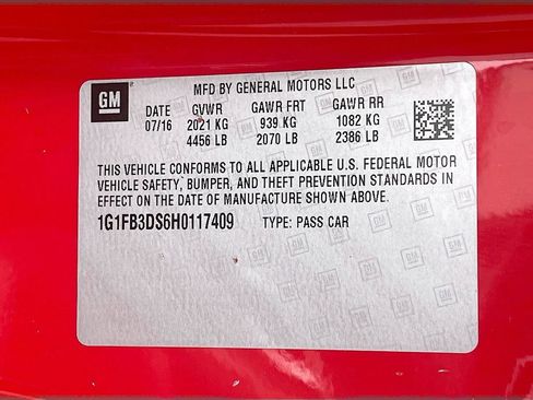 Used 2017 Chevrolet Camaro LT w/ RS Package image 28