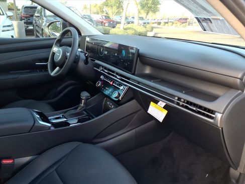 New 2026 Hyundai Tucson SEL image 6