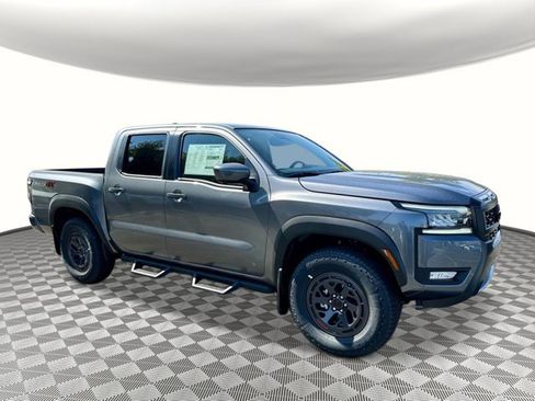 New 2026 Nissan Frontier PRO-4X w/ Pro-4x Convenience Package image 7