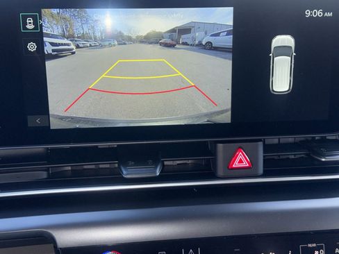 New 2026 Kia Carnival LXS FWD image 21