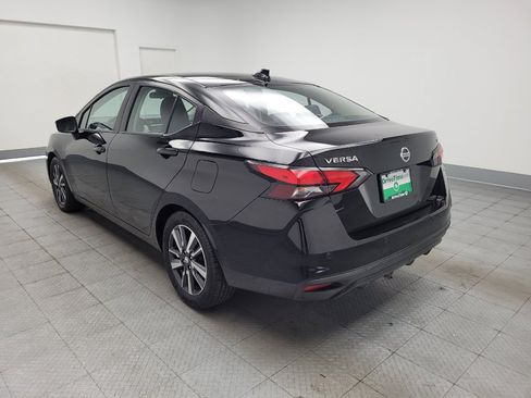 Used 2021 Nissan Versa SV FWD image 5