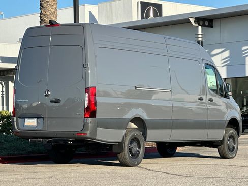 New 2025 Mercedes-Benz Sprinter 2500 image 6