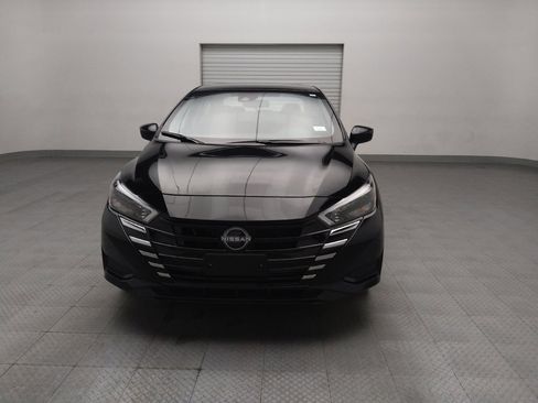 Used 2025 Nissan Versa SV FWD image 15