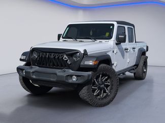 Used 2022 Jeep Gladiator Sport video 2