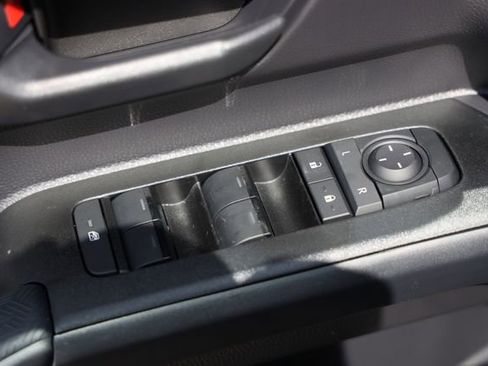 New 2026 Toyota 4Runner SR5 AWD/4WD image 16
