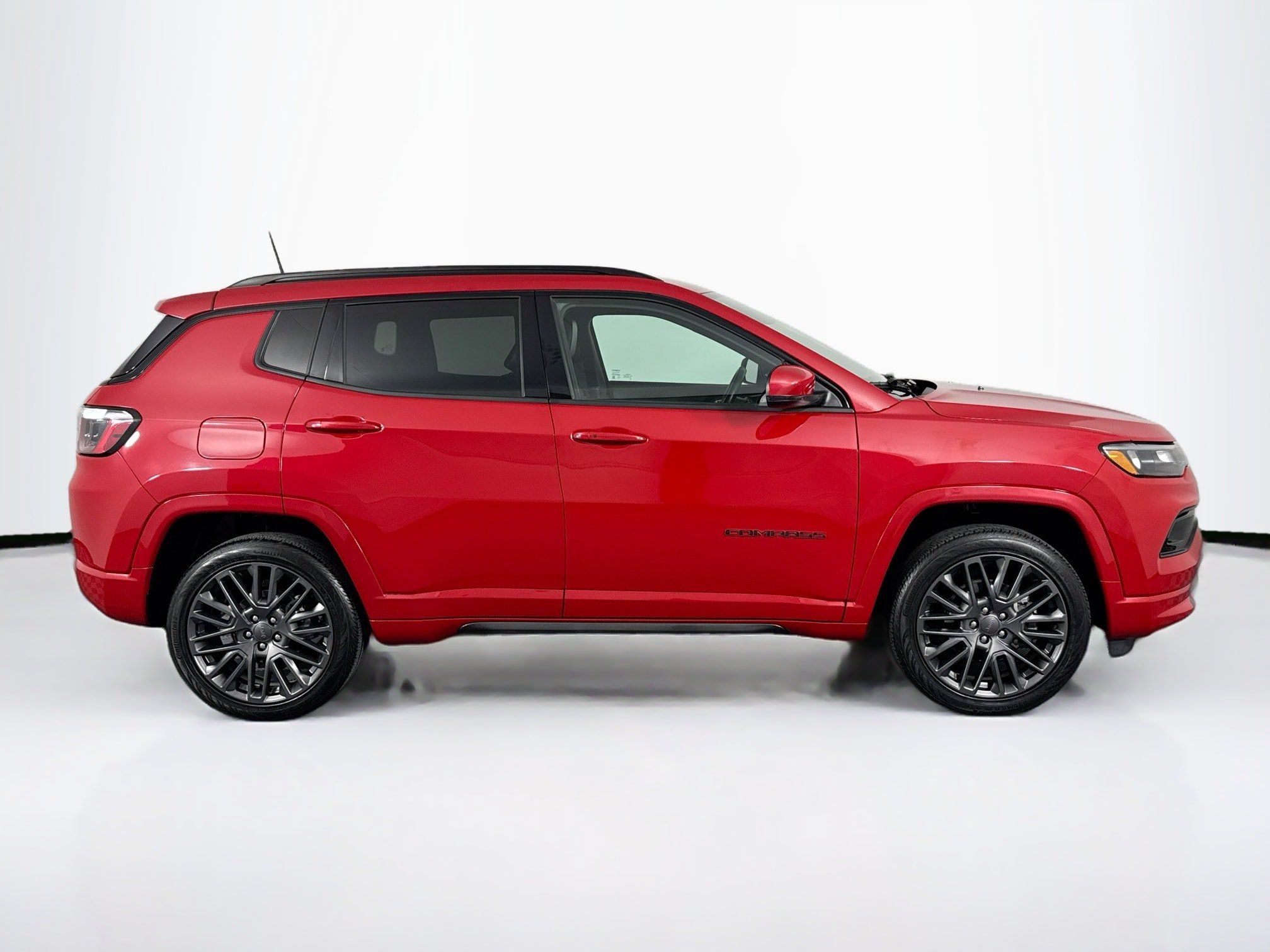 Used 2022 Jeep Compass Limited AWD/4WD image 16