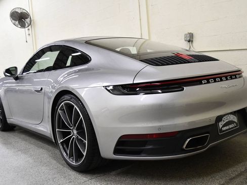 Used 2022 Porsche 911 Carrera w/ Premium Package RWD image 7