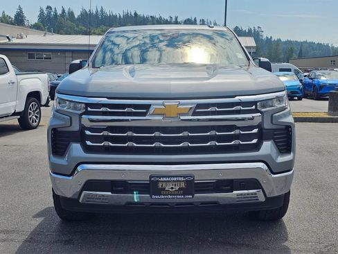 Used 2025 Chevrolet Silverado 1500 LTZ w/ LTZ Premium Package AWD/4WD image 8
