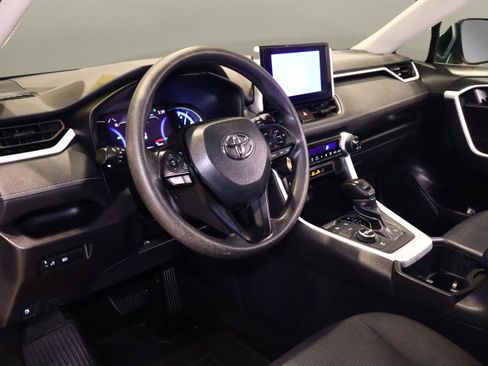 Used 2024 Toyota RAV4 LE image 10