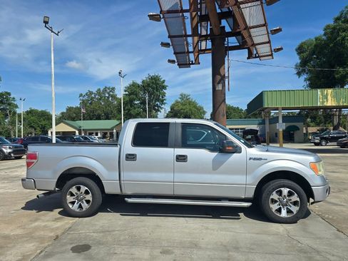 Used 2011 Ford F150 XLT w/ XLT Convenience Pkg RWD image 17