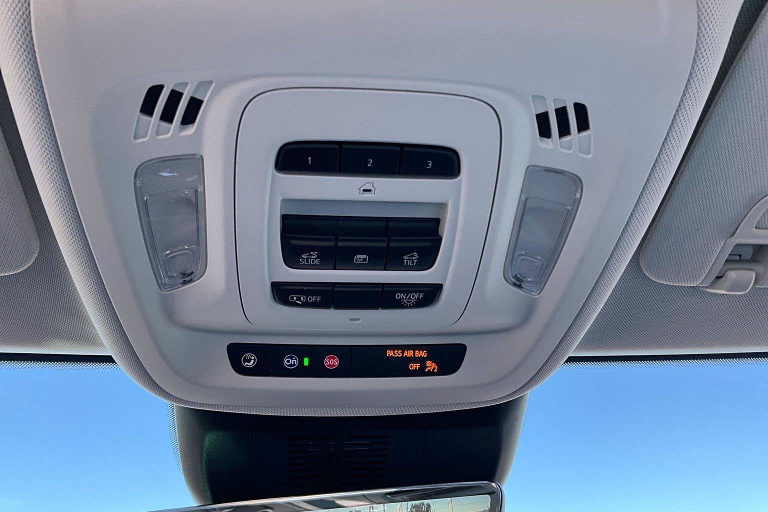 Used 2025 Buick Envision Avenir AWD/4WD image 38