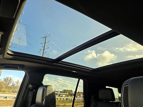 Used 2024 Cadillac Escalade Sport image 19