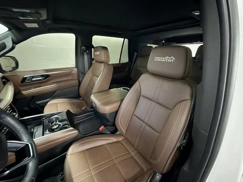 Certified 2025 Chevrolet Tahoe High Country RWD image 20