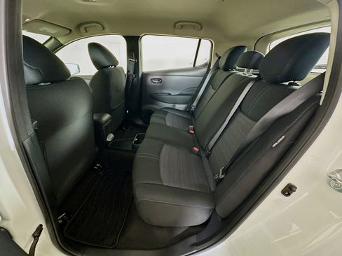 Used 2025 Nissan Leaf S FWD image 27