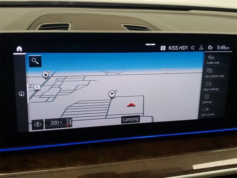 Used 2020 BMW 530i xDrive w/ Premium Package image 19