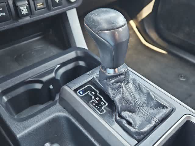 Used 2020 Toyota Tacoma TRD Sport w/ Technology Package AWD/4WD image 25