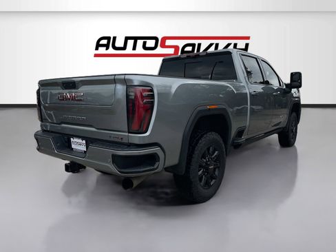 Used 2025 GMC Sierra 2500 AT4 w/ AT4 Premium Plus Package image 7