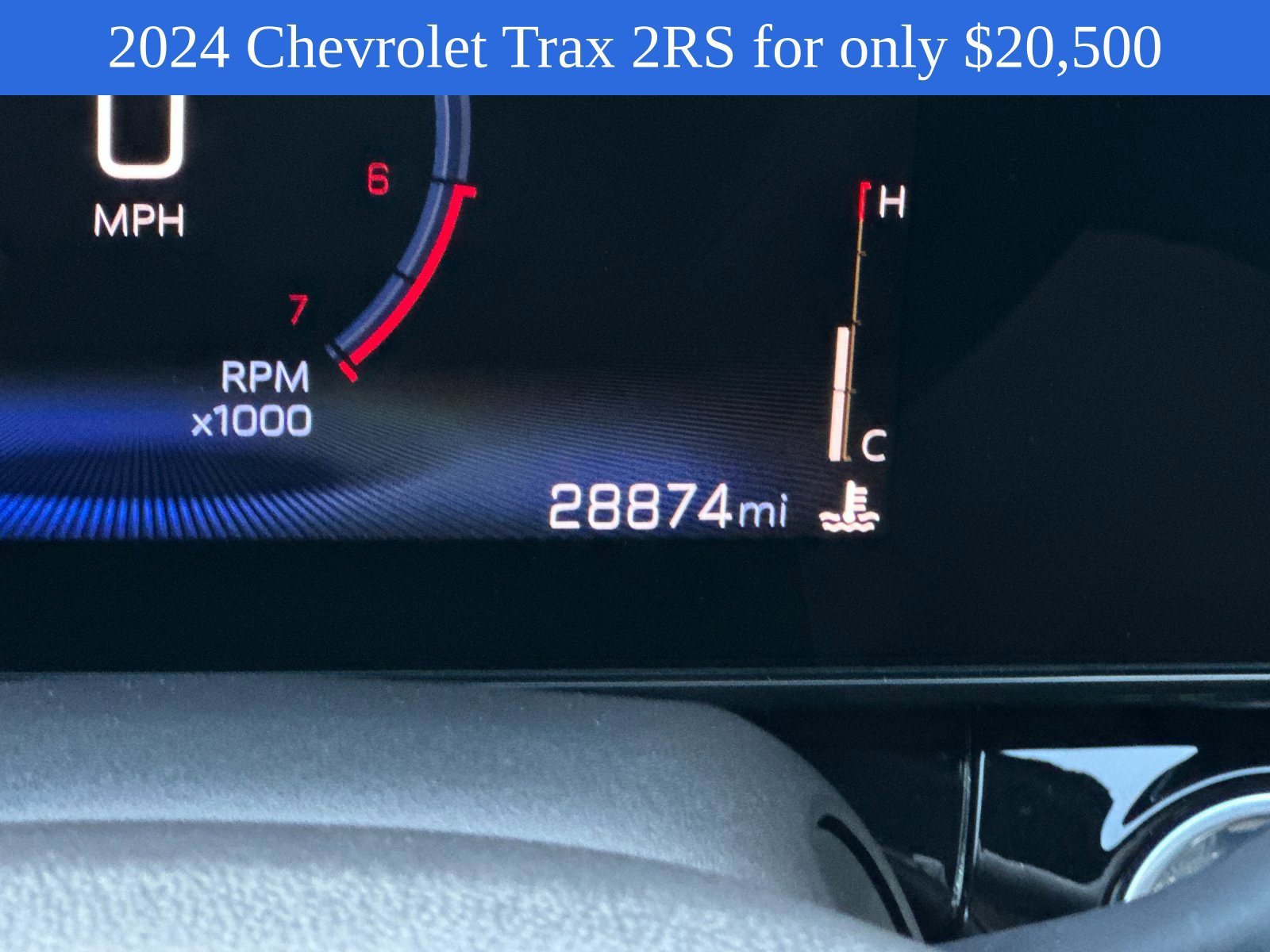 Used 2024 Chevrolet Trax RS FWD image 26