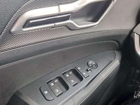 Used 2025 Kia Sportage LX AWD/4WD image 22