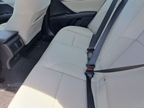 Used 2026 Toyota Camry XLE FWD image 20