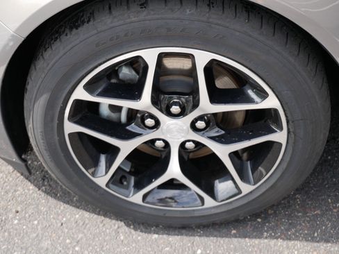 Used 2017 Buick Regal Sport Touring FWD image 15