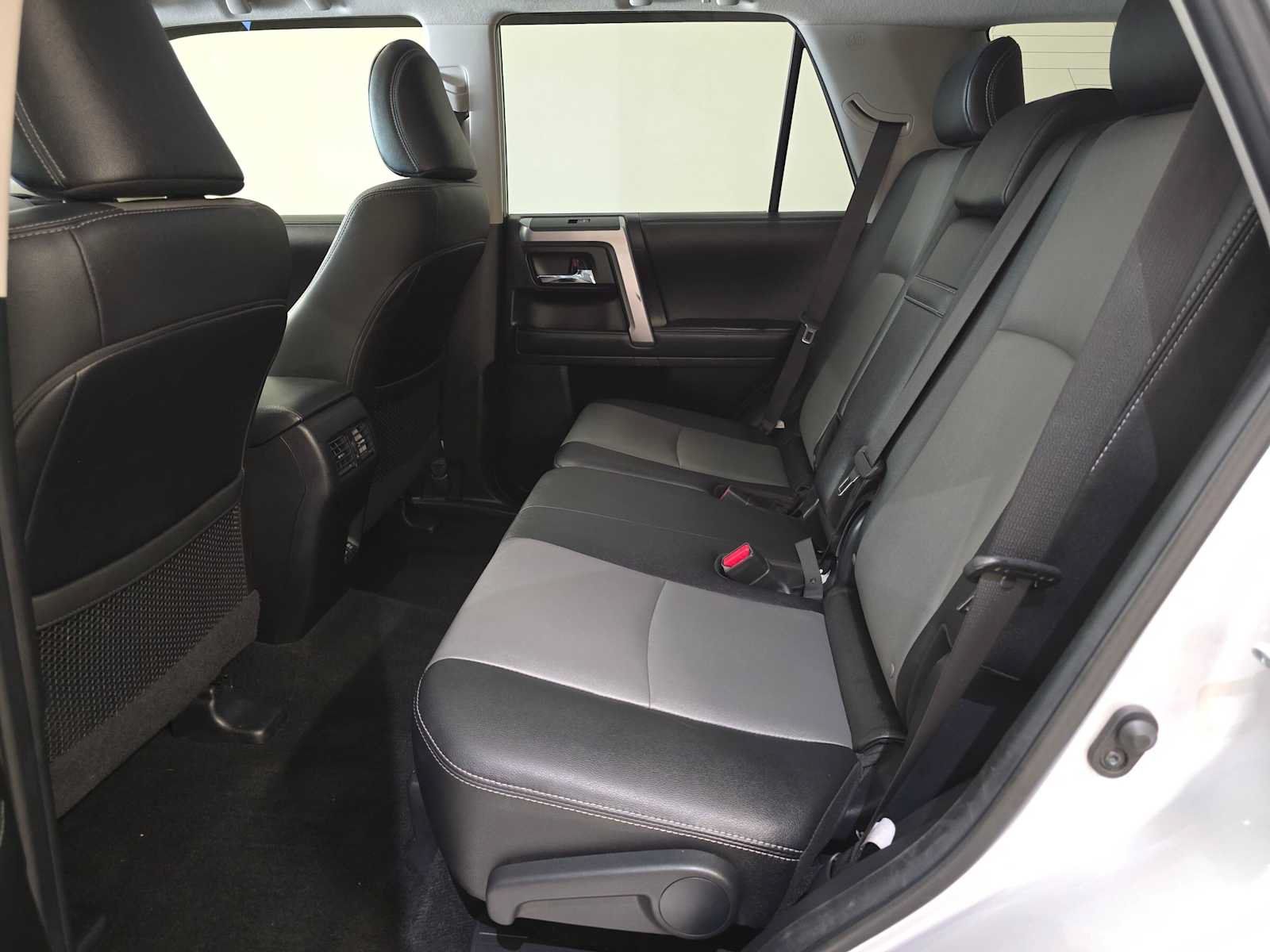 Certified 2021 Toyota 4Runner SR5 Premium w/ Moonroof Package AWD/4WD image 24