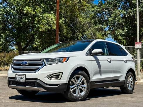 Used 2017 Ford Edge SEL w/ Equipment Group 201A image 2