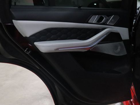 Used 2020 BMW X5 M Competition w/ Executive Package AWD/4WD image 22