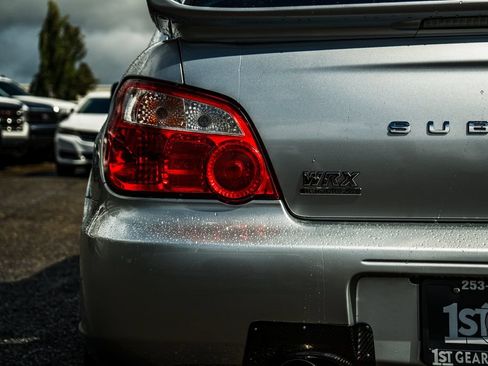 Used 2005 Subaru Impreza WRX STI AWD/4WD image 10