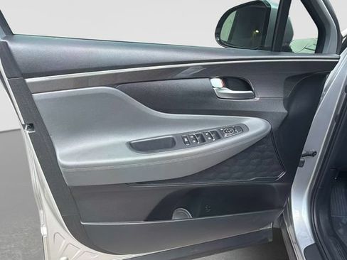 Used 2022 Hyundai Santa Fe SEL FWD image 17