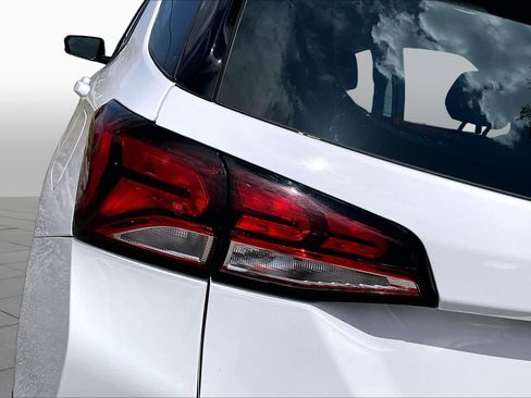 Used 2024 Chevrolet Equinox LS FWD image 29