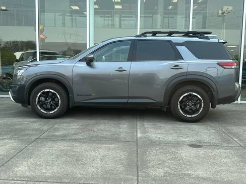 Used 2024 Nissan Pathfinder Rock Creek AWD/4WD image 6