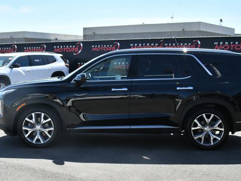 Used 2021 Hyundai Palisade SEL w/ Premium Package image 4